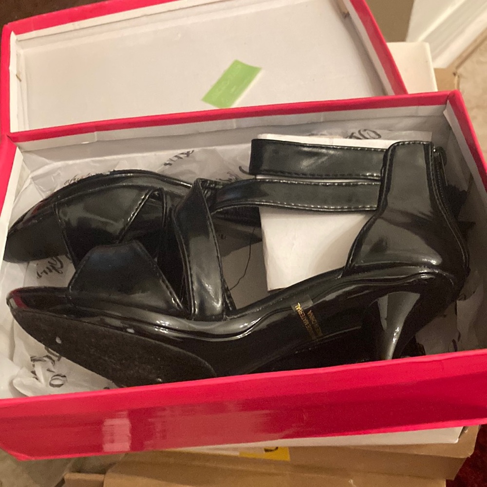 Diamond Black High Heels